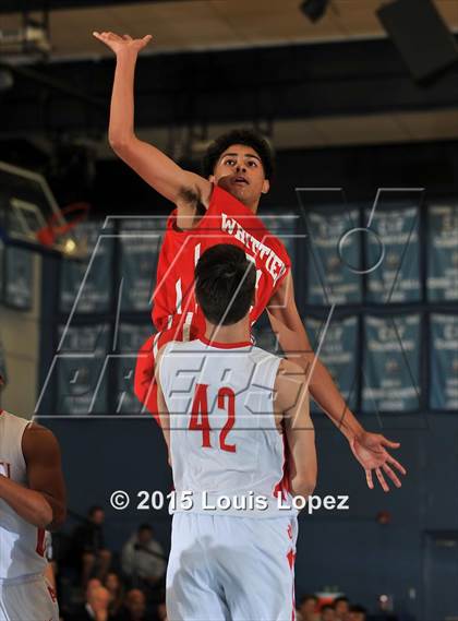 Thumbnail 3 in Whittier vs. Mater Dei photogallery.