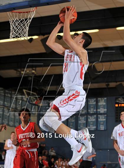 Thumbnail 2 in Whittier vs. Mater Dei photogallery.