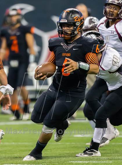 Thumbnail 2 in Waskom vs. Refugio (UIL 2A D2 Semifinal) photogallery.