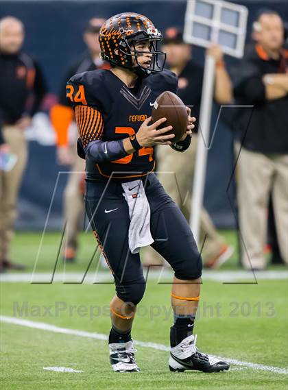 Thumbnail 3 in Waskom vs. Refugio (UIL 2A D2 Semifinal) photogallery.