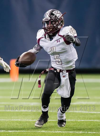 Thumbnail 2 in Waskom vs. Refugio (UIL 2A D2 Semifinal) photogallery.