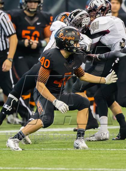 Thumbnail 3 in Waskom vs. Refugio (UIL 2A D2 Semifinal) photogallery.