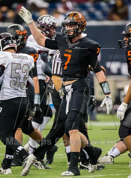 Thumbnail 2 in Waskom vs. Refugio (UIL 2A D2 Semifinal) photogallery.