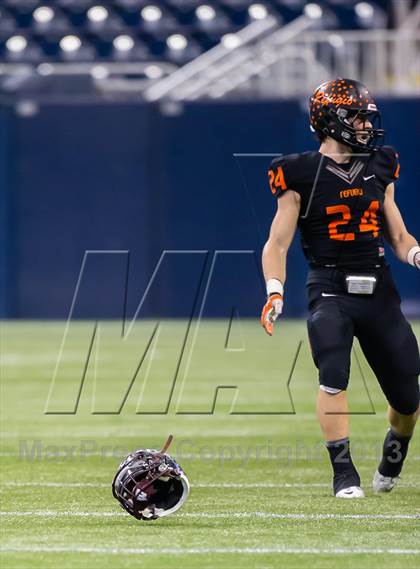 Thumbnail 3 in Waskom vs. Refugio (UIL 2A D2 Semifinal) photogallery.