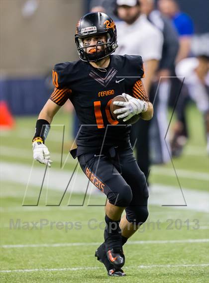 Thumbnail 3 in Waskom vs. Refugio (UIL 2A D2 Semifinal) photogallery.