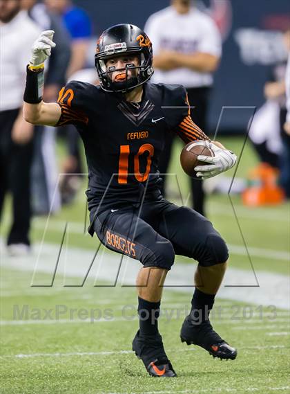 Thumbnail 2 in Waskom vs. Refugio (UIL 2A D2 Semifinal) photogallery.