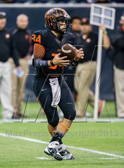 Thumbnail 1 in Waskom vs. Refugio (UIL 2A D2 Semifinal) photogallery.