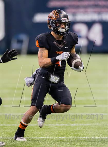 Thumbnail 3 in Waskom vs. Refugio (UIL 2A D2 Semifinal) photogallery.
