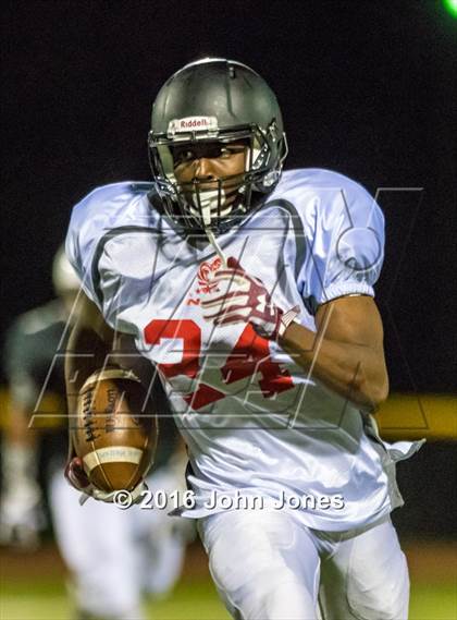 Thumbnail 3 in 2016 New York vs. New Jersey All-Star Classic photogallery.