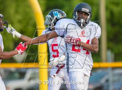 Thumbnail 2 in 2016 New York vs. New Jersey All-Star Classic photogallery.