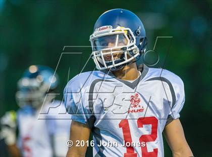 Thumbnail 2 in 2016 New York vs. New Jersey All-Star Classic photogallery.
