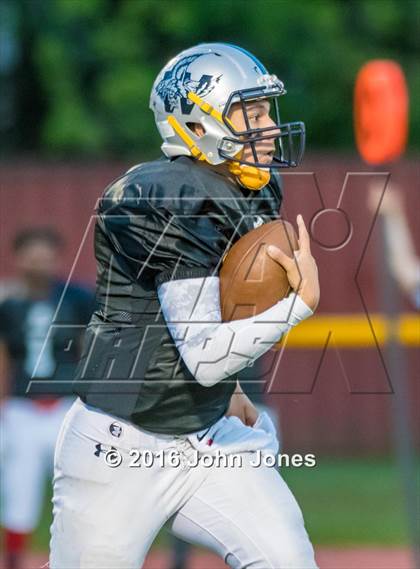 Thumbnail 1 in 2016 New York vs. New Jersey All-Star Classic photogallery.