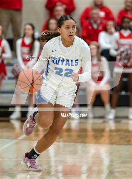 Thumbnail 2 in Fishers vs. Hamilton Southeastern (IHSAA 4A Sectional 6 Championship) photogallery.