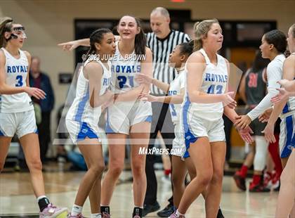 Thumbnail 1 in Fishers vs. Hamilton Southeastern (IHSAA 4A Sectional 6 Championship) photogallery.