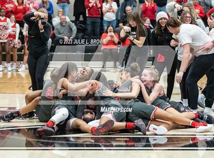 Thumbnail 2 in Fishers vs. Hamilton Southeastern (IHSAA 4A Sectional 6 Championship) photogallery.
