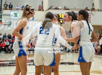 Thumbnail 3 in Fishers vs. Hamilton Southeastern (IHSAA 4A Sectional 6 Championship) photogallery.