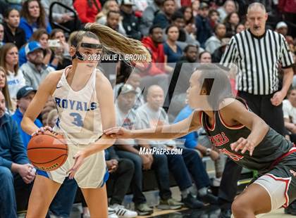 Thumbnail 3 in Fishers vs. Hamilton Southeastern (IHSAA 4A Sectional 6 Championship) photogallery.