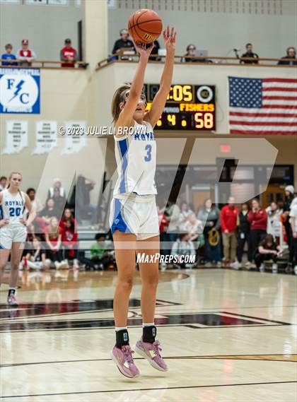 Thumbnail 3 in Fishers vs. Hamilton Southeastern (IHSAA 4A Sectional 6 Championship) photogallery.