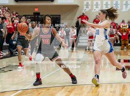 Thumbnail 3 in Fishers vs. Hamilton Southeastern (IHSAA 4A Sectional 6 Championship) photogallery.