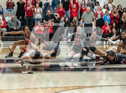 Thumbnail 1 in Fishers vs. Hamilton Southeastern (IHSAA 4A Sectional 6 Championship) photogallery.