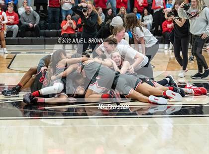 Thumbnail 1 in Fishers vs. Hamilton Southeastern (IHSAA 4A Sectional 6 Championship) photogallery.
