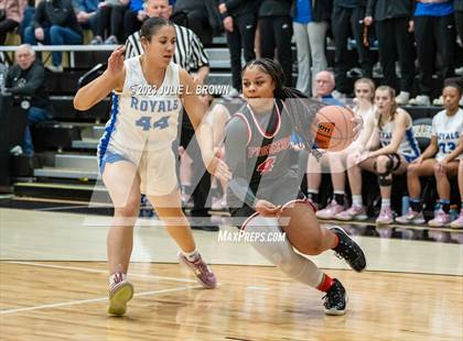 Thumbnail 3 in Fishers vs. Hamilton Southeastern (IHSAA 4A Sectional 6 Championship) photogallery.