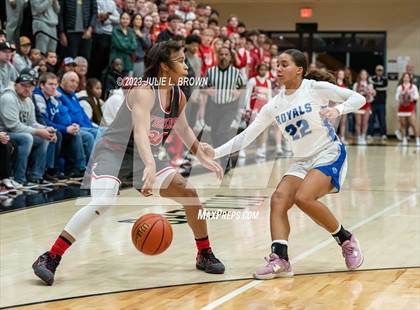 Thumbnail 3 in Fishers vs. Hamilton Southeastern (IHSAA 4A Sectional 6 Championship) photogallery.
