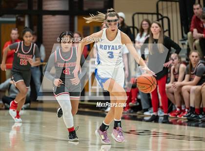 Thumbnail 2 in Fishers vs. Hamilton Southeastern (IHSAA 4A Sectional 6 Championship) photogallery.