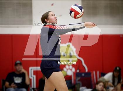 Thumbnail 2 in Crismon vs Benson (Florence Invitational) photogallery.