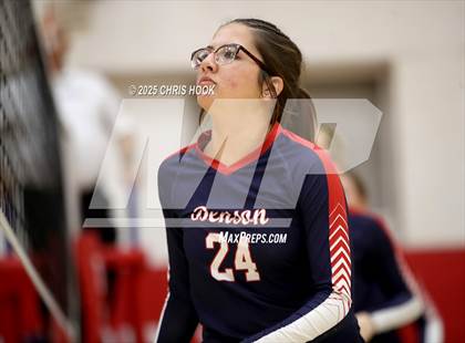 Thumbnail 3 in Crismon vs Benson (Florence Invitational) photogallery.