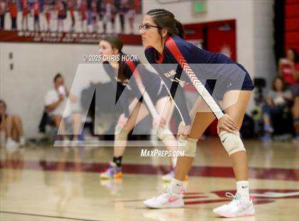 Thumbnail 2 in Crismon vs Benson (Florence Invitational) photogallery.