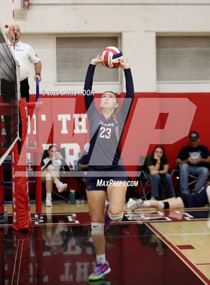 Thumbnail 2 in Crismon vs Benson (Florence Invitational) photogallery.