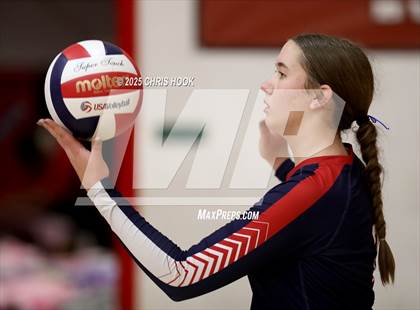 Thumbnail 1 in Crismon vs Benson (Florence Invitational) photogallery.