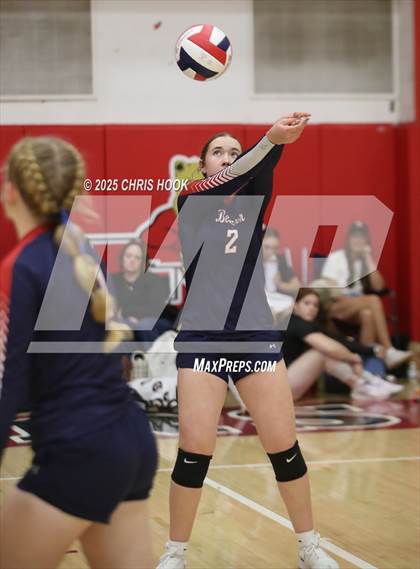 Thumbnail 2 in Crismon vs Benson (Florence Invitational) photogallery.