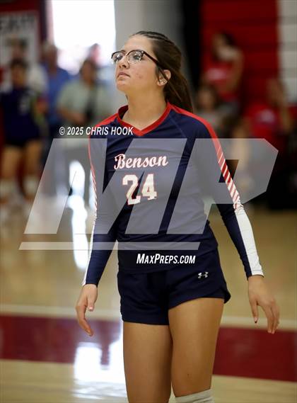 Thumbnail 2 in Crismon vs Benson (Florence Invitational) photogallery.