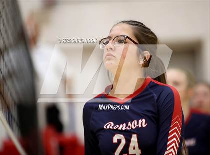 Thumbnail 1 in Crismon vs Benson (Florence Invitational) photogallery.