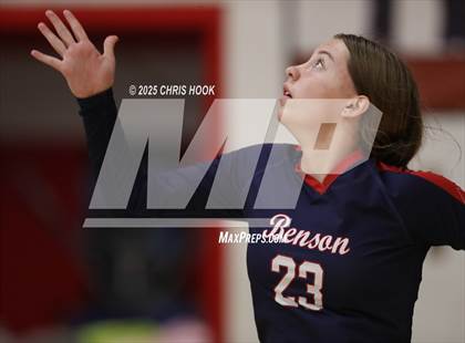 Thumbnail 3 in Crismon vs Benson (Florence Invitational) photogallery.