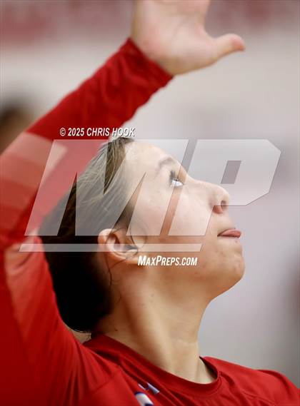 Thumbnail 1 in Crismon vs Benson (Florence Invitational) photogallery.