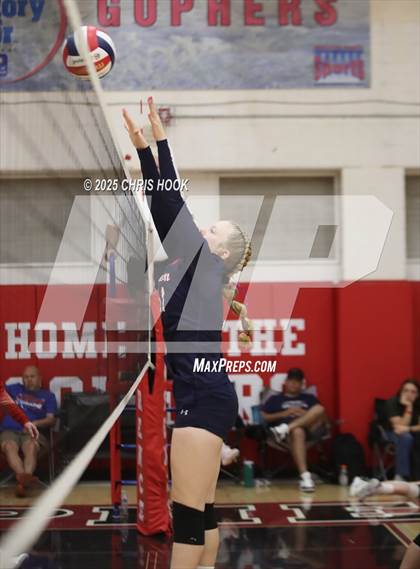 Thumbnail 1 in Crismon vs Benson (Florence Invitational) photogallery.