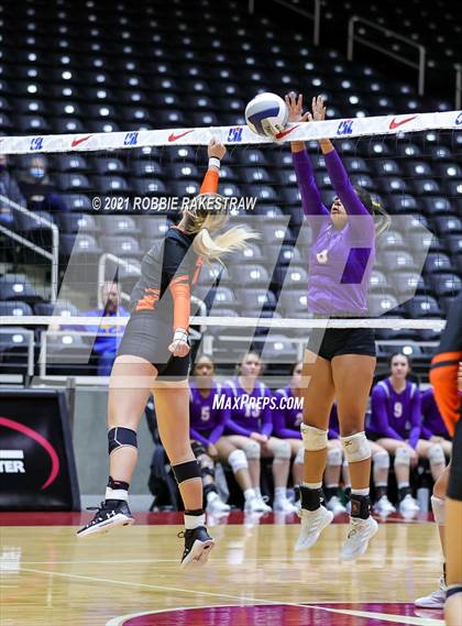 Thumbnail 2 in Wink vs. Thrall (UIL Volleyball 2A Semifinals) photogallery.