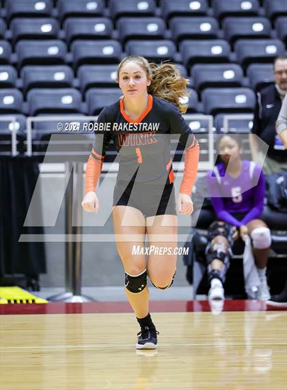 Thumbnail 3 in Wink vs. Thrall (UIL Volleyball 2A Semifinals) photogallery.