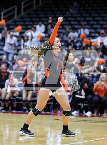 Thumbnail 3 in Wink vs. Thrall (UIL Volleyball 2A Semifinals) photogallery.