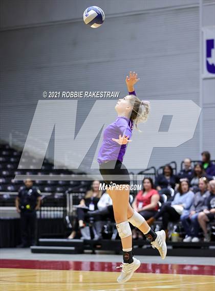 Thumbnail 2 in Wink vs. Thrall (UIL Volleyball 2A Semifinals) photogallery.
