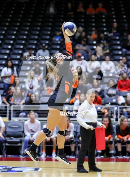 Thumbnail 1 in Wink vs. Thrall (UIL Volleyball 2A Semifinals) photogallery.