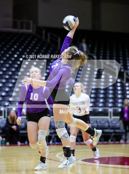 Thumbnail 2 in Wink vs. Thrall (UIL Volleyball 2A Semifinals) photogallery.