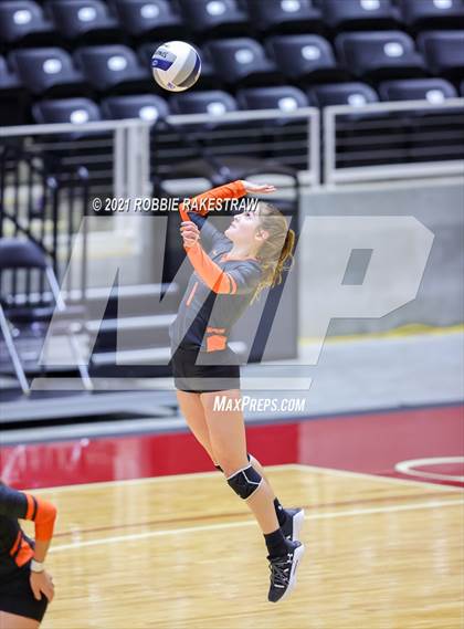 Thumbnail 3 in Wink vs. Thrall (UIL Volleyball 2A Semifinals) photogallery.