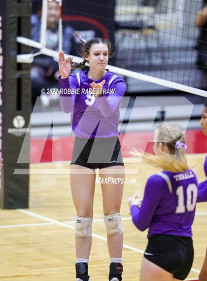 Thumbnail 2 in Wink vs. Thrall (UIL Volleyball 2A Semifinals) photogallery.