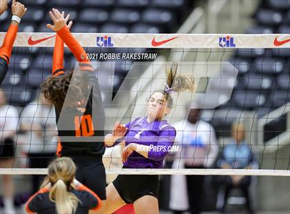 Thumbnail 3 in Wink vs. Thrall (UIL Volleyball 2A Semifinals) photogallery.