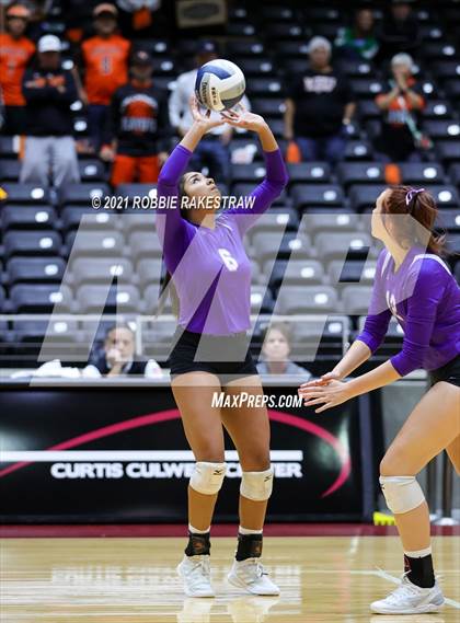 Thumbnail 3 in Wink vs. Thrall (UIL Volleyball 2A Semifinals) photogallery.