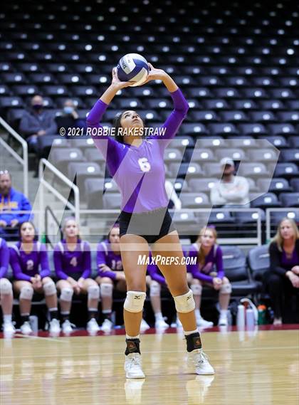 Thumbnail 2 in Wink vs. Thrall (UIL Volleyball 2A Semifinals) photogallery.